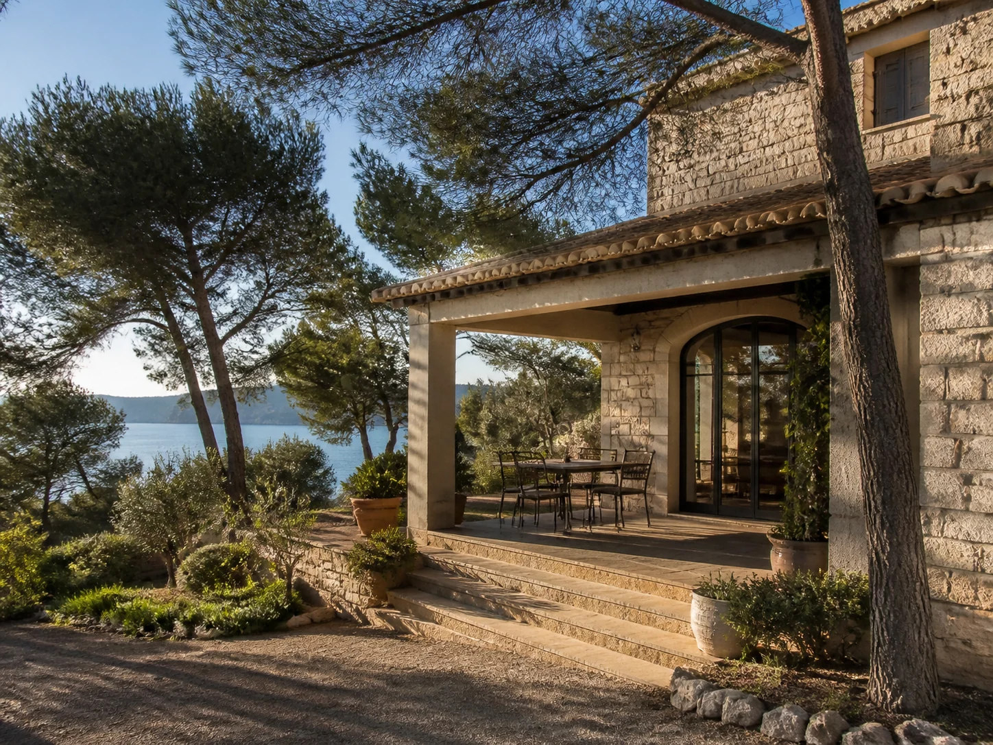 Villa en pierre avec vue mer à Cassis