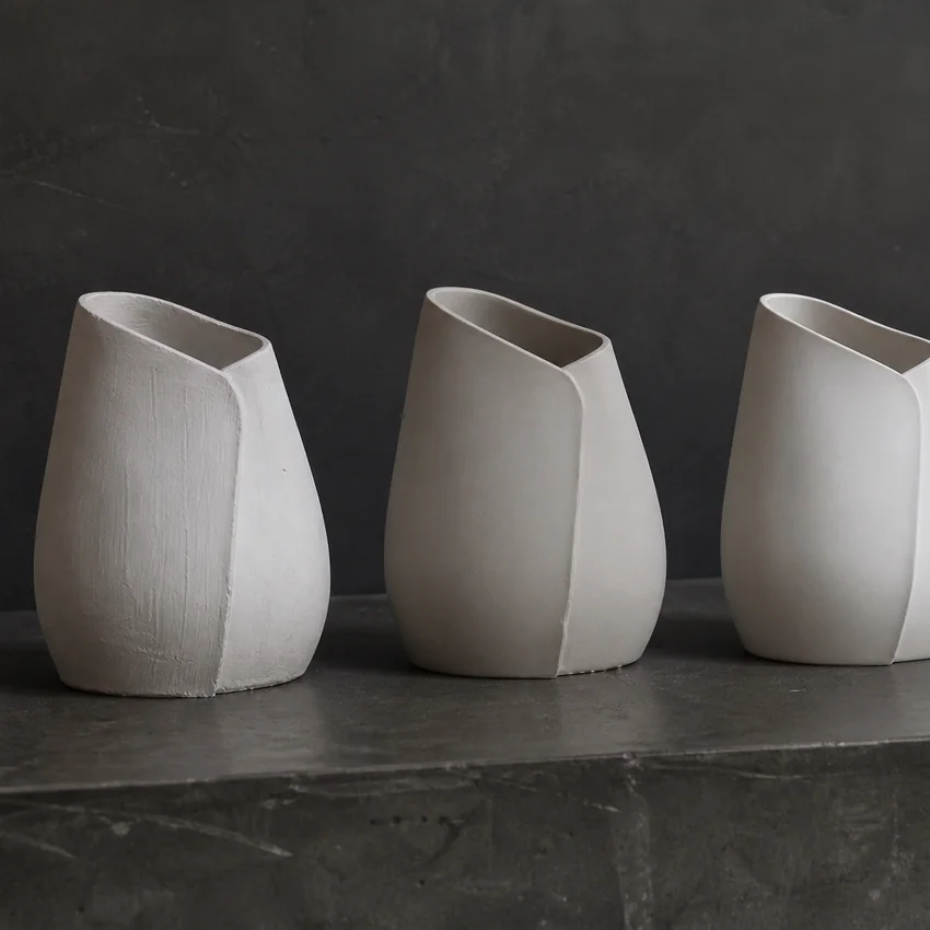 Pièce de porcelaine à l’état cru