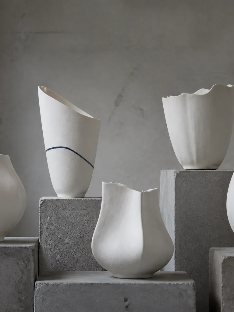 Vase Indice 07 en porcelaine blanche