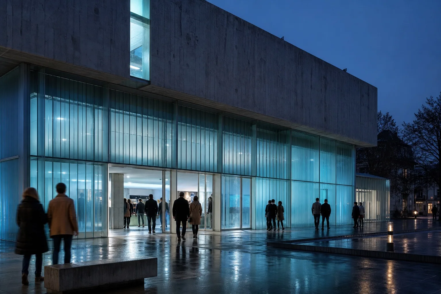Façade contemporaine de La Traverse au crépuscule