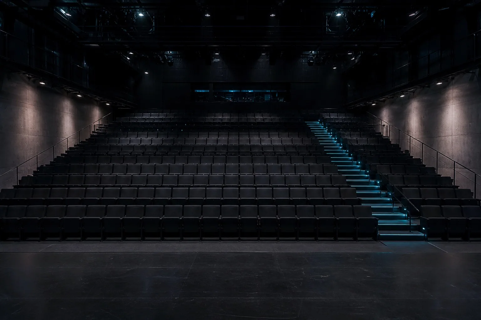 Salle contemporaine vue depuis le plateau